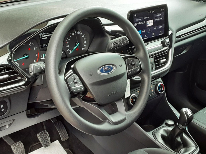 Photo 45 de l'offre de FORD FIESTA 1.1 75 ch BVM5 Connect Business  à 14990€ chez Centrale auto marché Périgueux