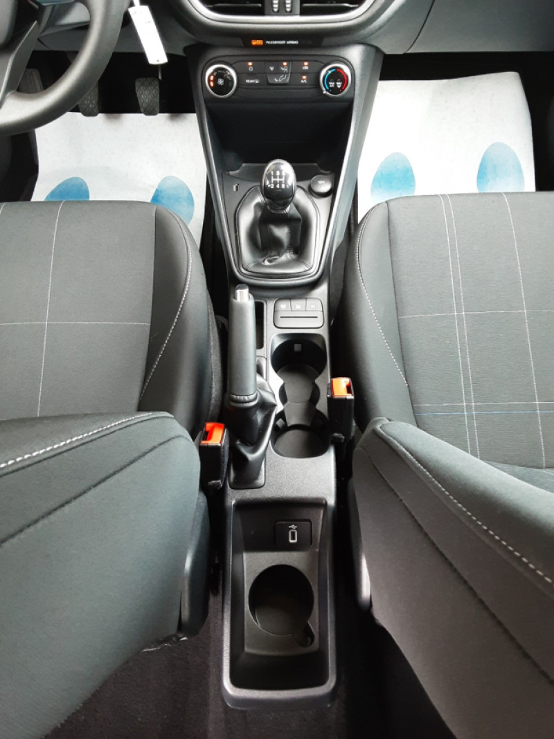Photo 41 de l'offre de FORD FIESTA 1.1 75 ch BVM5 Connect Business  à 14990€ chez Centrale auto marché Périgueux