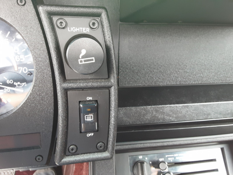 Photo 45 de l'offre de CHEVROLET CAMARO Z28  5.0L V8 à 29990€ chez Centrale auto marché Périgueux