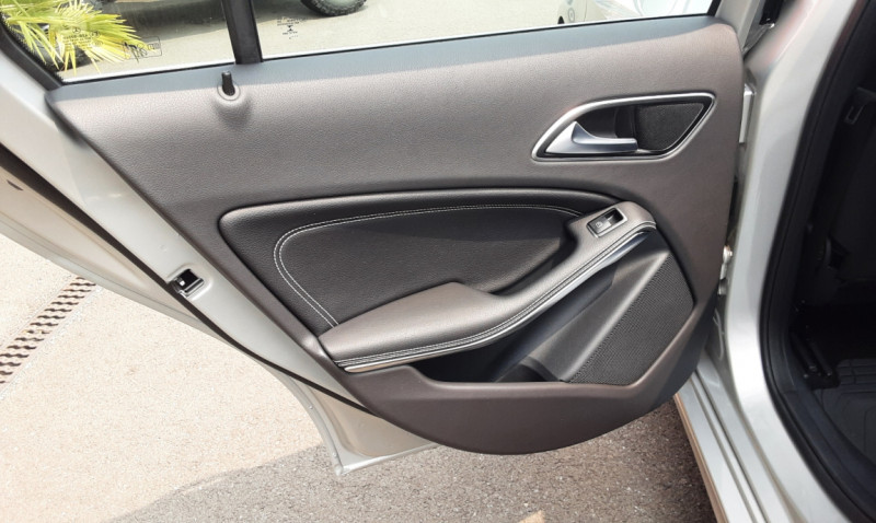 Photo 37 de l'offre de MERCEDES-BENZ CLASSE A 180 CDI BlueEFFICIENCY Business Executive 7-G DCT A à 18990€ chez Centrale auto marché Périgueux