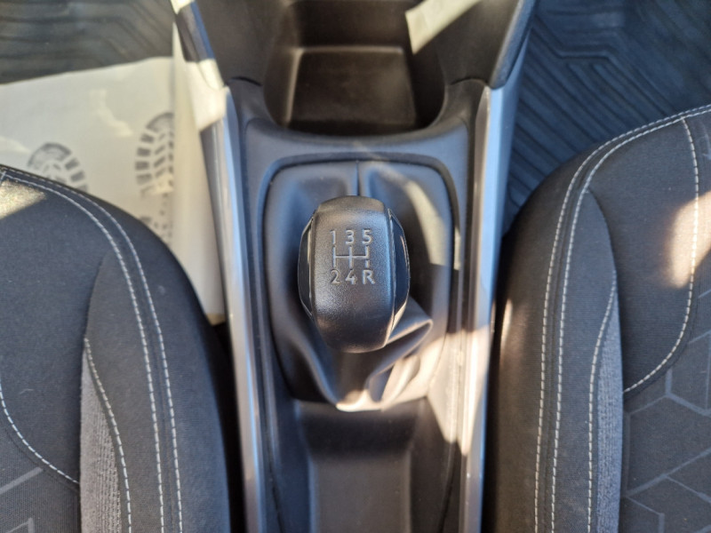 Photo 16 de l'offre de PEUGEOT 2008 BlueHDi 100ch SetS BVM5 Active Business à 11490€ chez Centrale auto marché Périgueux
