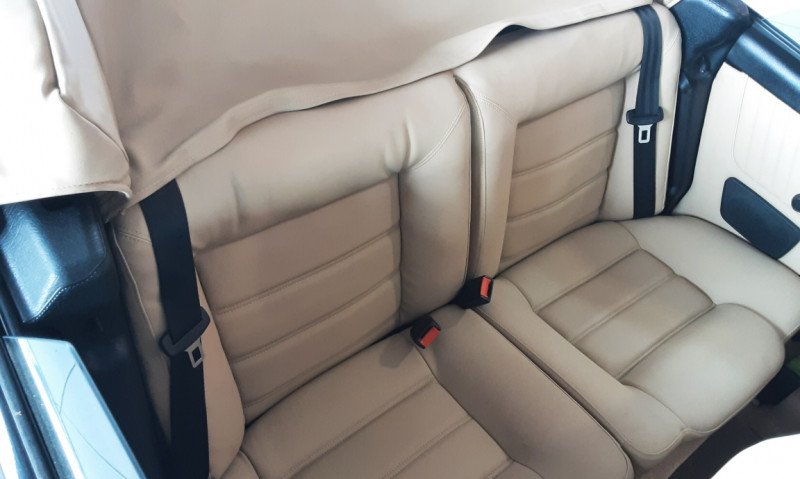 Photo 31 de l'offre de VOLKSWAGEN GOLF 1.8 cabriolet 112 KARMAN WOLFSBURG EDITION à 16990€ chez Centrale auto marché Périgueux