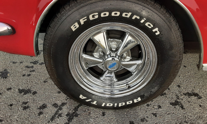 Photo 5 de l'offre de FORD MUSTANG COUPE 289CI V8 BURGUNDY 1966 à 35900€ chez Centrale auto marché Périgueux