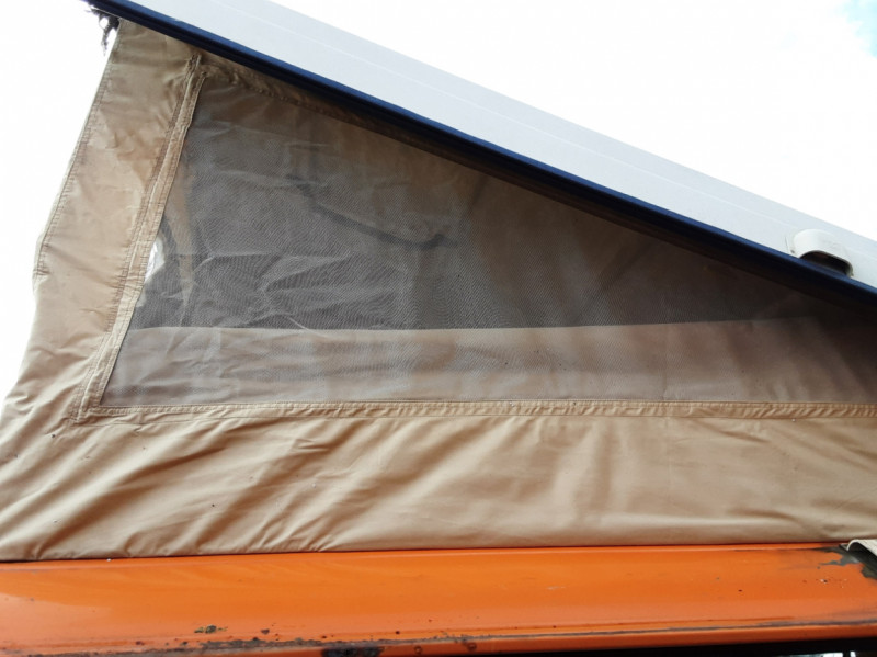 Photo 10 de l'offre de VOLKSWAGEN COMBI T2 1973 à 35000€ chez Centrale auto marché Périgueux