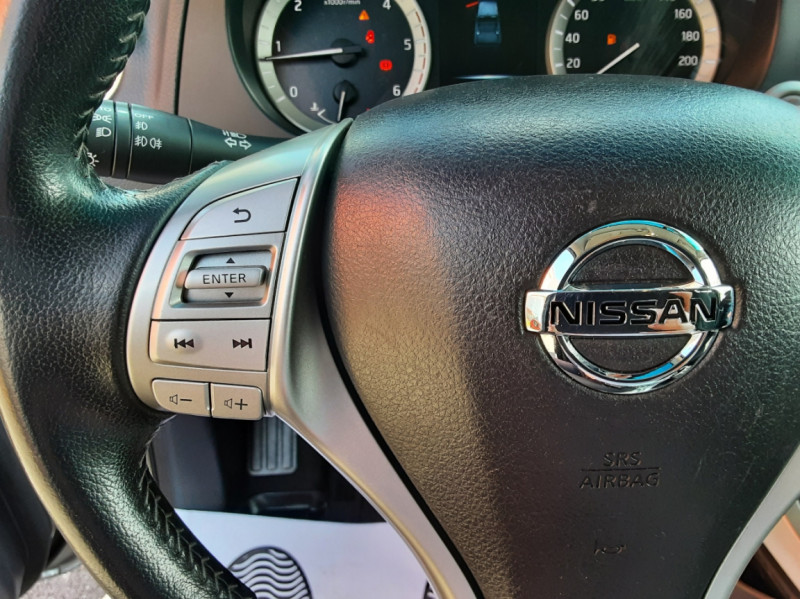 Photo 31 de l'offre de NISSAN NAVARA 2.3 DCI 160 KING CAB TEKNA à 25490€ chez Centrale auto marché Périgueux