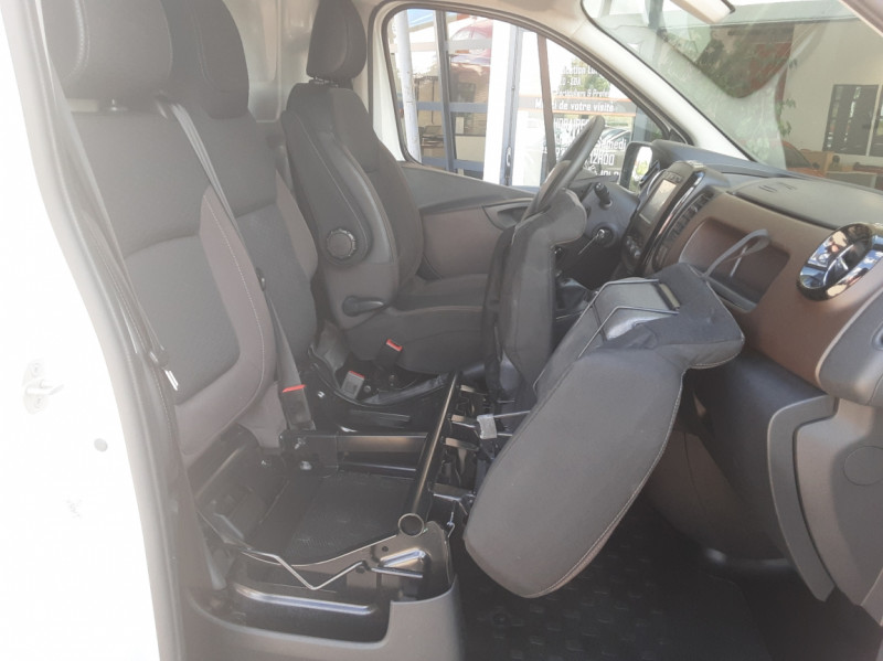 Photo 15 de l'offre de FIAT TALENTO FGN LH1 1.6 MULTIJET 95 PACK PRO NAV  à 19200€ chez Centrale auto marché Périgueux