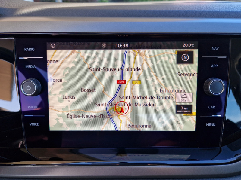 Photo 46 de l'offre de VOLKSWAGEN POLO 1.0 TSI 95 SetS BVM5  à 15990€ chez Centrale auto marché Périgueux