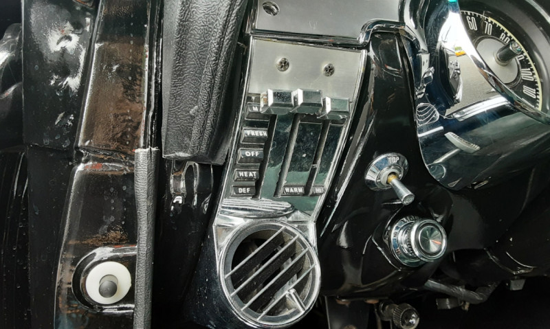 Photo 18 de l'offre de FORD MUSTANG CABRIOLET CODE A TRIPPLE BLACK 1967 à 53990€ chez Centrale auto marché Périgueux