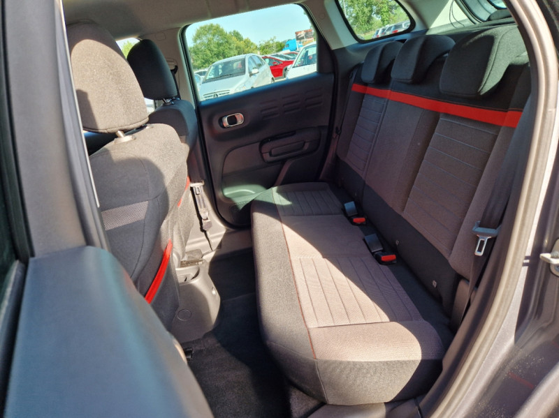 Photo 16 de l'offre de CITROEN C3 AIRCROSS PureTech 82 BVM5 Feel à 13990€ chez Centrale auto marché Périgueux