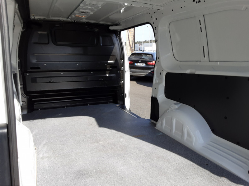 Photo 28 de l'offre de CITROEN JUMPY XL BLUEHDI 120 SetS BVM6 BUSINESS à 20990€ chez Centrale auto marché Périgueux
