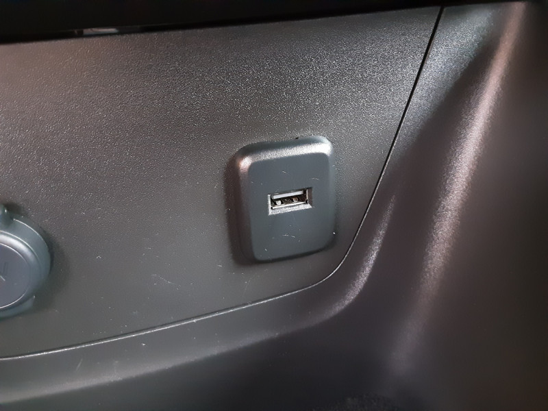 Photo 31 de l'offre de OPEL CROSSLAND X 1.2 Turbo 110 ch Edition  à 14990€ chez Centrale auto marché Périgueux