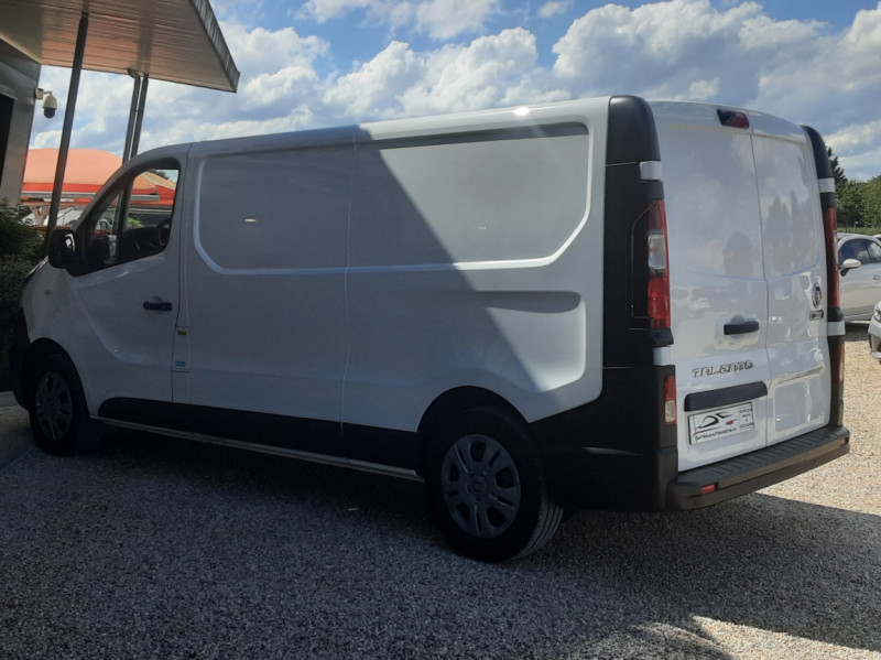 Photo 12 de l'offre de FIAT TALENTO FGN LH1 1.6 MULTIJET 95 PACK PRO NAV  à 19200€ chez Centrale auto marché Périgueux