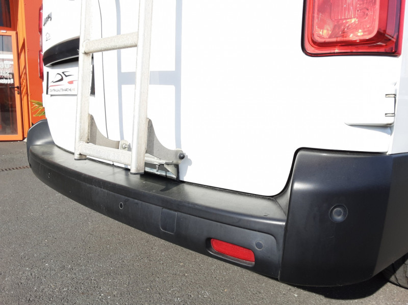 Photo 14 de l'offre de CITROEN JUMPY XL BLUEHDI 120 SetS BVM6 BUSINESS à 20990€ chez Centrale auto marché Périgueux