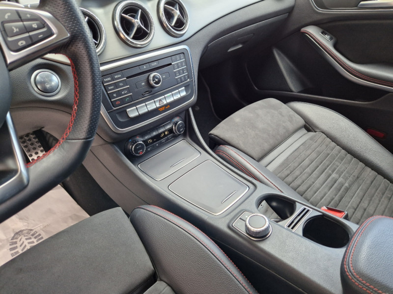 Photo 45 de l'offre de MERCEDES-BENZ CLA Shooting Brake 200 CDI Fascination 7-G DCT A  à 26990€ chez Centrale auto marché Périgueux