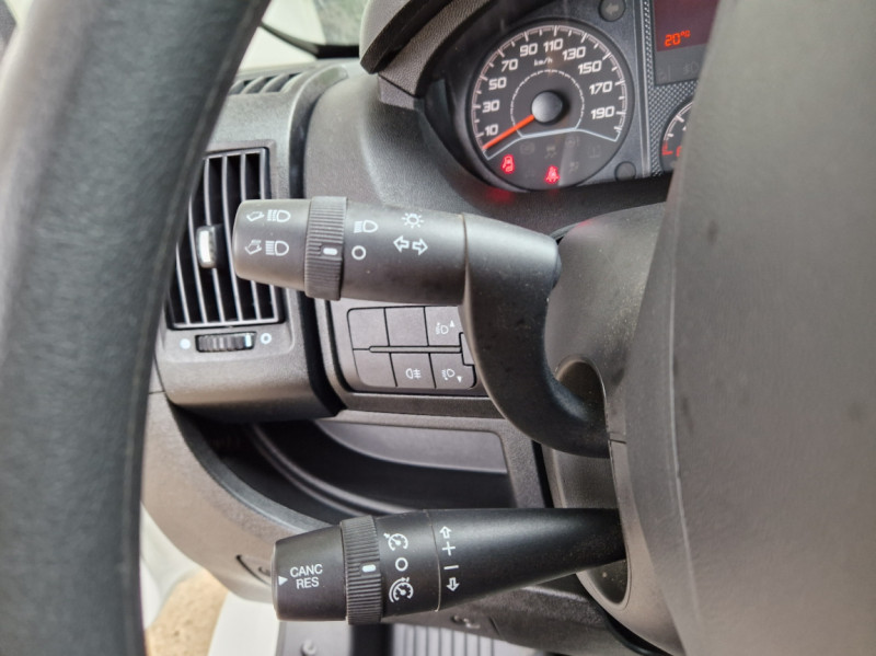 Photo 38 de l'offre de CITROEN JUMPER CAISSE 20M3 BLUEHDi 160 BVM6 CONFORT à 26990€ chez Centrale auto marché Périgueux