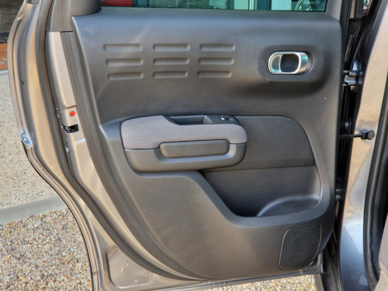 Photo 14 de l'offre de CITROEN C3 AIRCROSS PureTech 82 BVM5 Feel à 13990€ chez Centrale auto marché Périgueux