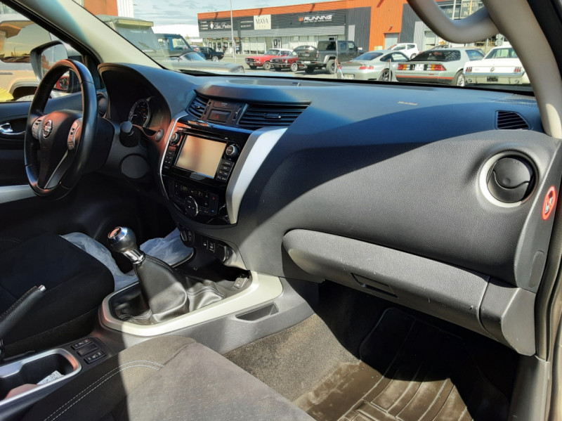 Photo 13 de l'offre de NISSAN NAVARA 2.3 DCI 160 KING CAB TEKNA à 25490€ chez Centrale auto marché Périgueux