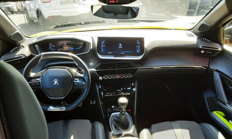 Photo 8 de l'offre de PEUGEOT 208 PureTech 100 SetS BVM6 GT Pack à 20490€ chez Centrale auto marché Périgueux