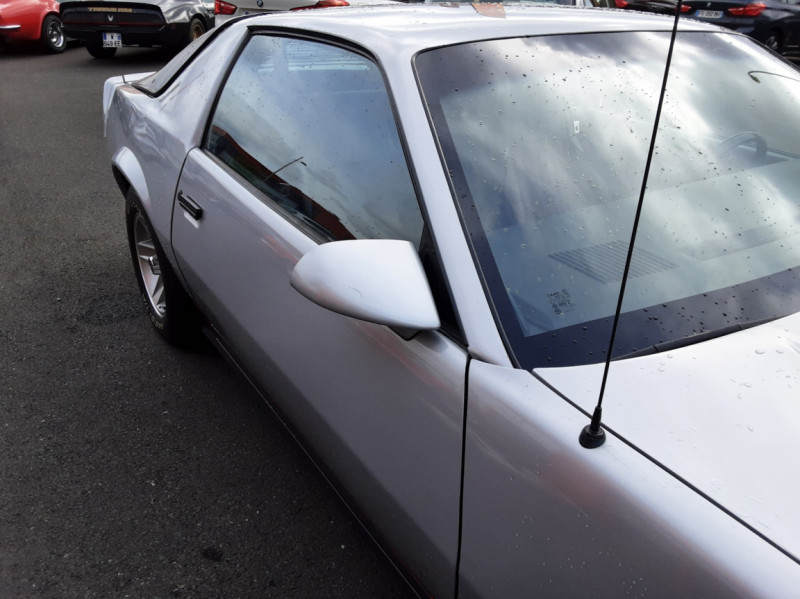 Photo 17 de l'offre de CHEVROLET CAMARO Z28  5.0L V8 à 29990€ chez Centrale auto marché Périgueux