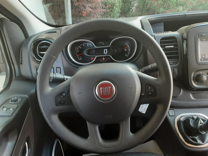 Photo 33 de l'offre de FIAT TALENTO FGN LH1 1.6 MULTIJET 95 PACK PRO NAV  à 19200€ chez Centrale auto marché Périgueux