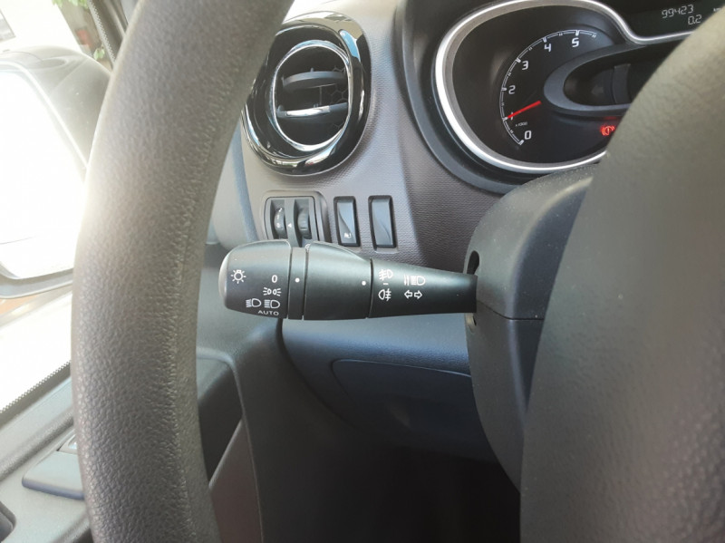 Photo 42 de l'offre de FIAT TALENTO FGN LH1 1.6 MULTIJET 95 PACK PRO NAV  à 19200€ chez Centrale auto marché Périgueux