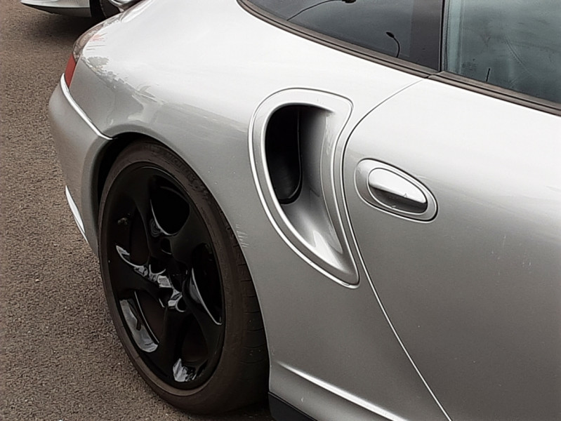 Photo 7 de l'offre de PORSCHE 911 3.6i 996 Turbo Tiptronic S  à 49900€ chez Centrale auto marché Périgueux