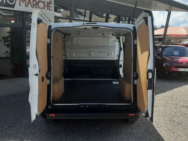 Photo 40 de l'offre de FIAT TALENTO FGN LH1 1.6 MULTIJET 95 PACK PRO NAV  à 19200€ chez Centrale auto marché Périgueux