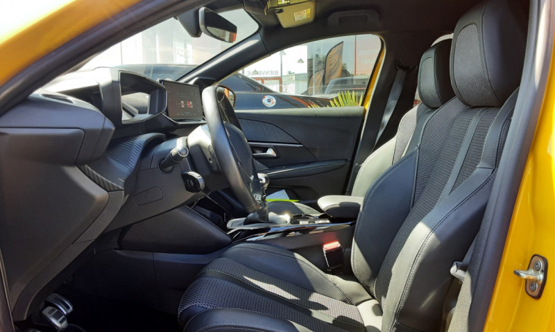 Photo 6 de l'offre de PEUGEOT 208 PureTech 100 SetS BVM6 GT Pack à 20490€ chez Centrale auto marché Périgueux
