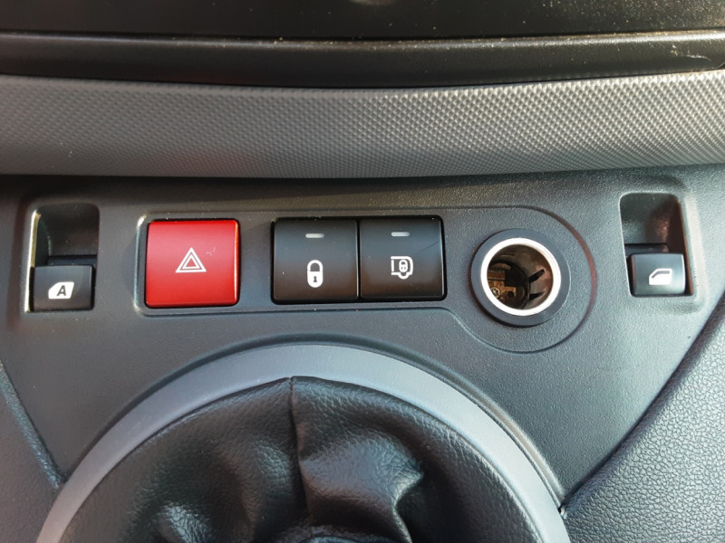 Photo 40 de l'offre de CITROEN BERLINGO M BLUEHDI 100 CLUB à 12990€ chez Centrale auto marché Périgueux