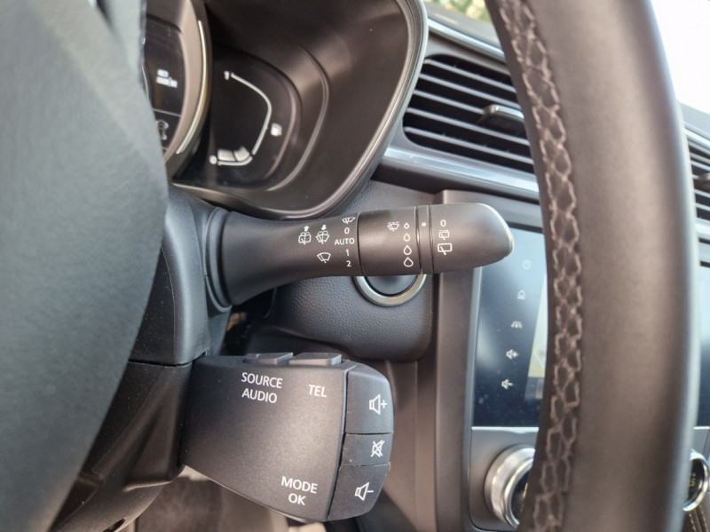 Photo 43 de l'offre de RENAULT KADJAR Blue dCi 115 EDC Business à 17990€ chez Centrale auto marché Périgueux