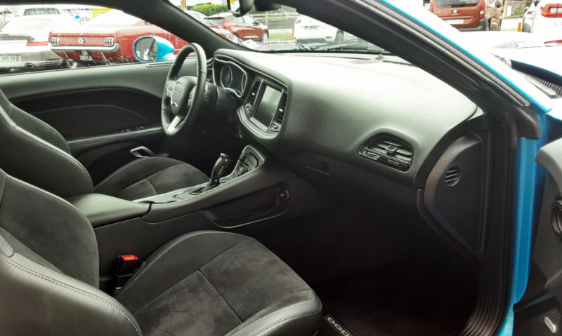 Photo 38 de l'offre de DODGE CHALLENGER 6.4L 492 SCAT PACK à 52990€ chez Centrale auto marché Périgueux