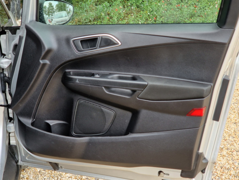 Photo 20 de l'offre de FORD B MAX 1.0 EcoBoost 125 SetS Edition à 11490€ chez Centrale auto marché Périgueux