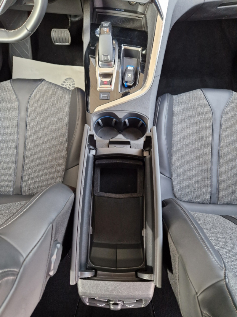 Photo 36 de l'offre de PEUGEOT 5008 1.6 BlueHDi 120ch SetS EAT6 Allure Business à 24490€ chez Centrale auto marché Périgueux