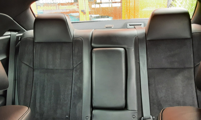 Photo 30 de l'offre de DODGE CHALLENGER 6.4L 492 SCAT PACK à 52990€ chez Centrale auto marché Périgueux