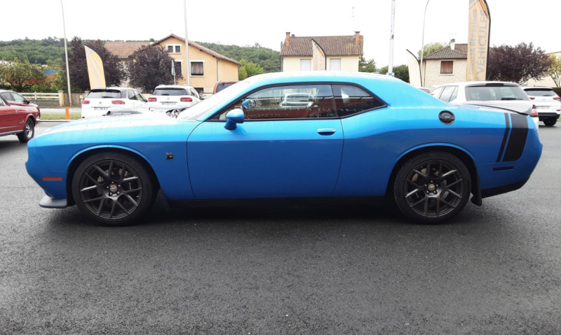 Photo 37 de l'offre de DODGE CHALLENGER 6.4L 492 SCAT PACK à 52990€ chez Centrale auto marché Périgueux