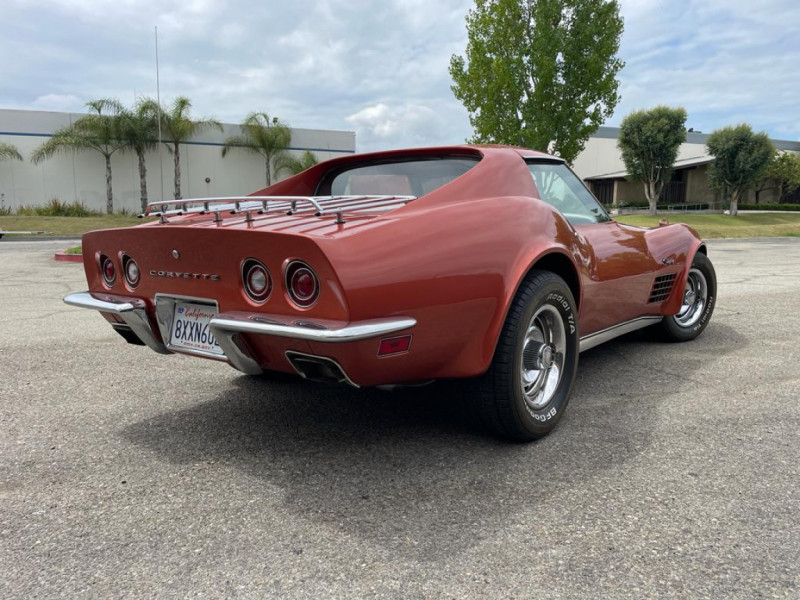 Photo 2 de l'offre de CHEVROLET CORVETTE C3 1972 5.7 350 CI V8 COOPER à 42500€ chez Centrale auto marché Périgueux
