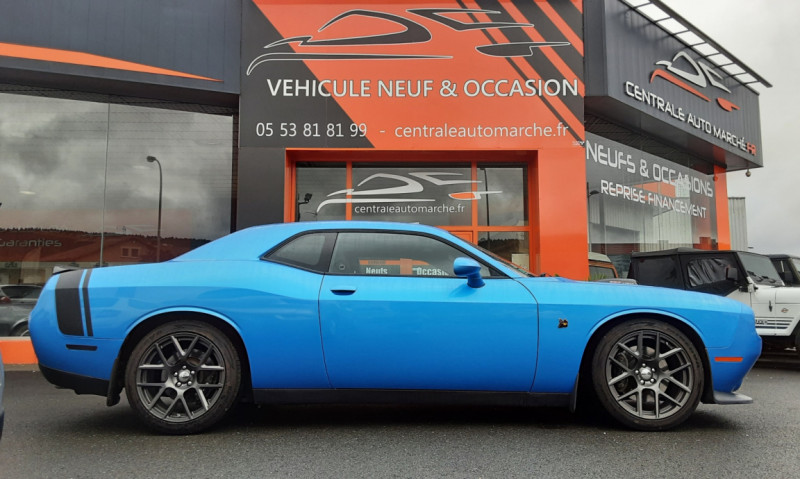 Photo 3 de l'offre de DODGE CHALLENGER 6.4L 492 SCAT PACK à 52990€ chez Centrale auto marché Périgueux