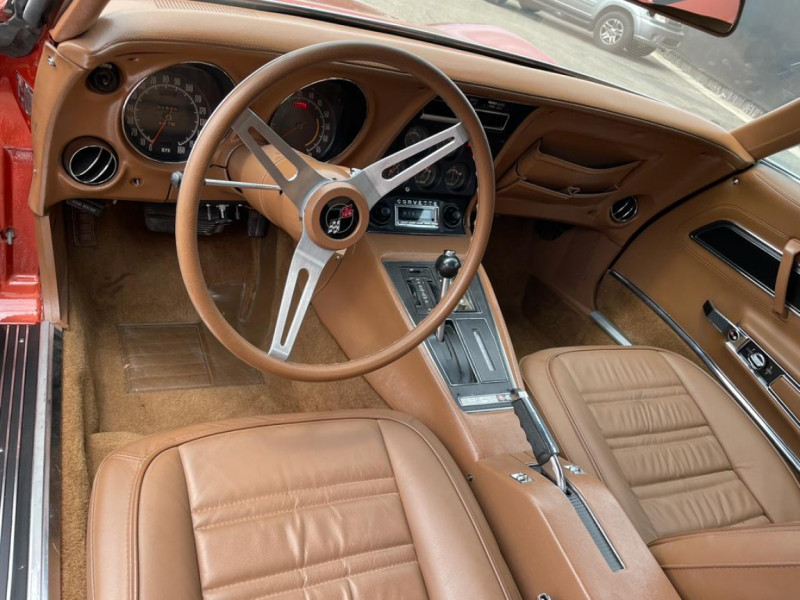 Photo 3 de l'offre de CHEVROLET CORVETTE C3 1972 5.7 350 CI V8 COOPER à 42500€ chez Centrale auto marché Périgueux