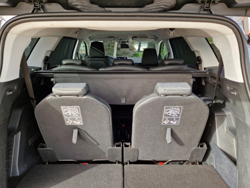 Photo 18 de l'offre de PEUGEOT 5008 1.6 BlueHDi 120ch SetS EAT6 Allure Business à 24490€ chez Centrale auto marché Périgueux