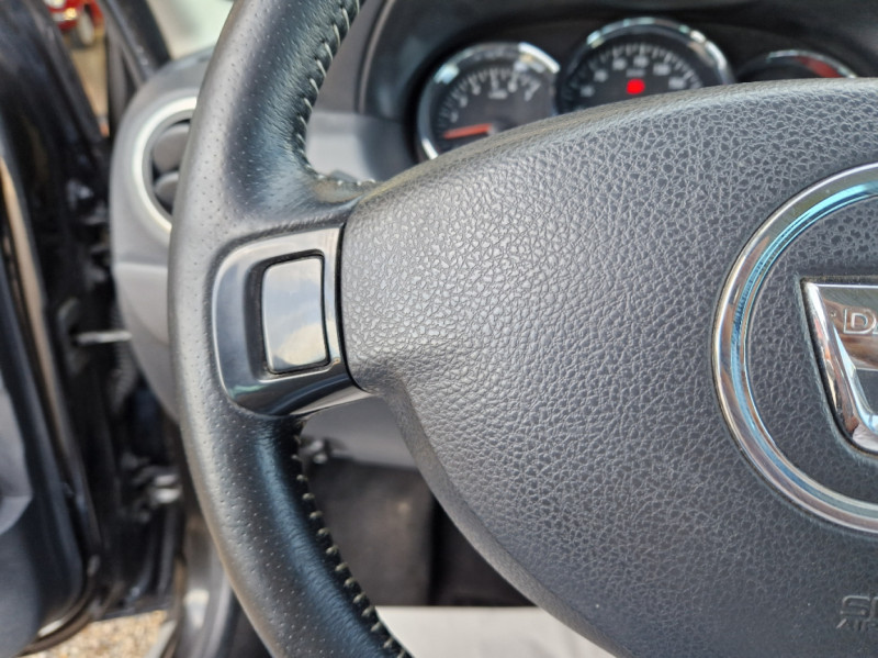 Photo 31 de l'offre de DACIA DUSTER 1.5 dCi 110 4x2 PRESTIGE à 10490€ chez Centrale auto marché Périgueux
