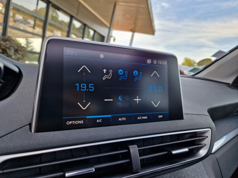 Photo 46 de l'offre de PEUGEOT 5008 BlueHDi 130ch SetS EAT8 Allure Business  à 25990€ chez Centrale auto marché Périgueux