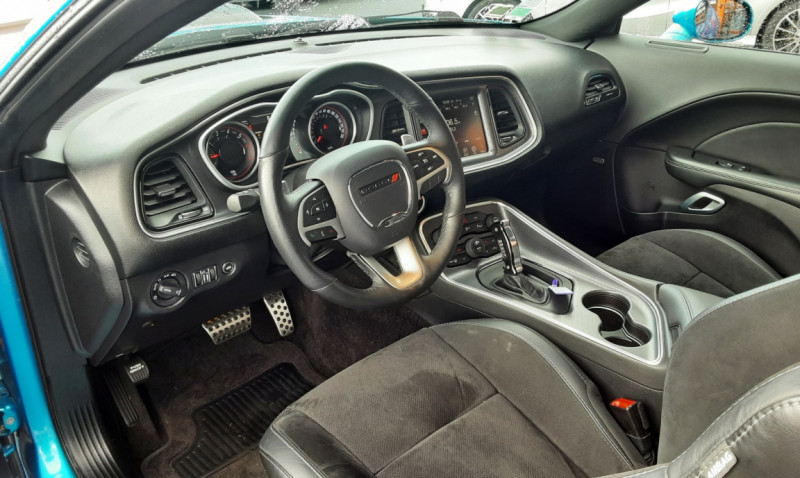 Photo 7 de l'offre de DODGE CHALLENGER 6.4L 492 SCAT PACK à 52990€ chez Centrale auto marché Périgueux