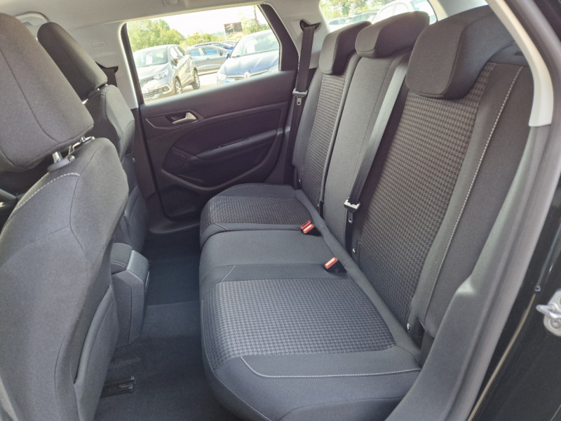Photo 12 de l'offre de PEUGEOT 308 SW BlueHDi 130ch SetS EAT8 Active Business à 14990€ chez Centrale auto marché Périgueux