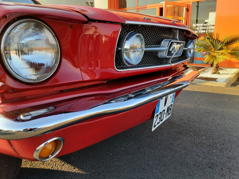 Photo 19 de l'offre de FORD MUSTANG COUPE PACK GT CODE A V8 ROUGE à 46500€ chez Centrale auto marché Périgueux