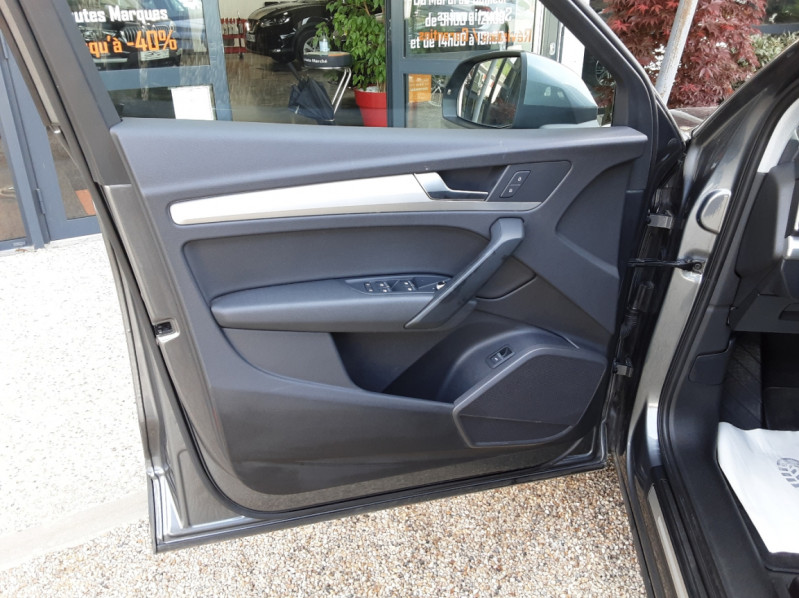 Photo 26 de l'offre de AUDI Q5 2.0 TDI 190 S tronic 7 Quattro  à 29990€ chez Centrale auto marché Périgueux