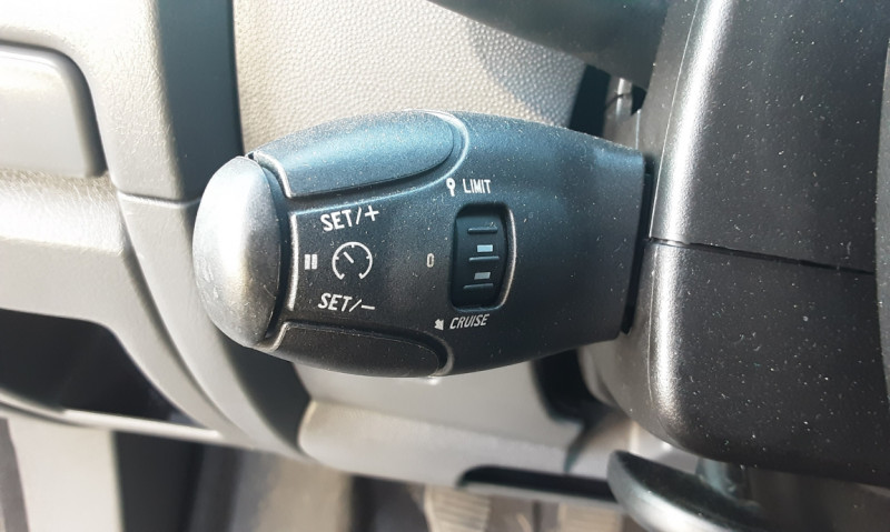 Photo 8 de l'offre de FIAT SCUDO  LH1 2.0 MULTIJET 128 PACK à 14490€ chez Centrale auto marché Périgueux