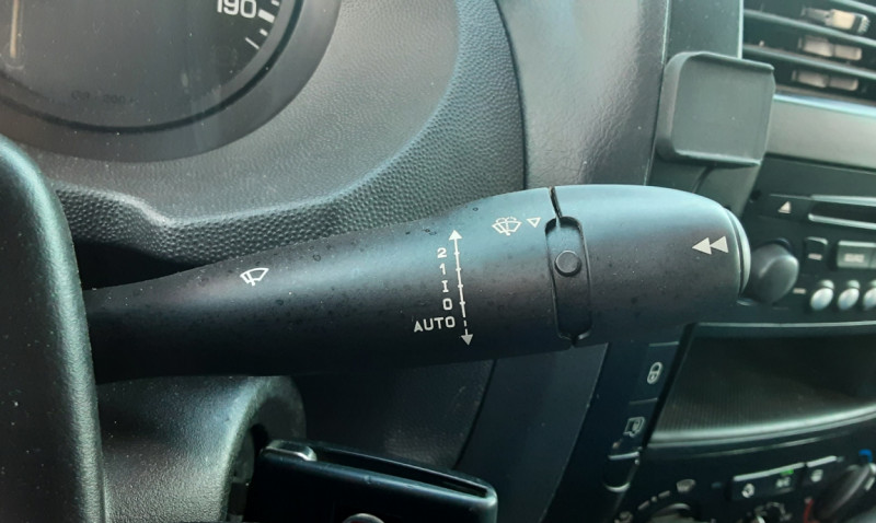 Photo 6 de l'offre de FIAT SCUDO  LH1 2.0 MULTIJET 128 PACK à 14490€ chez Centrale auto marché Périgueux