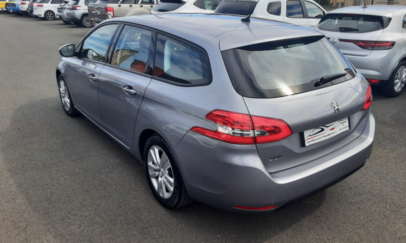 Photo 44 de l'offre de PEUGEOT 308 SW BlueHDi 130ch SetS BVM6 Active Business à 16890€ chez Centrale auto marché Périgueux