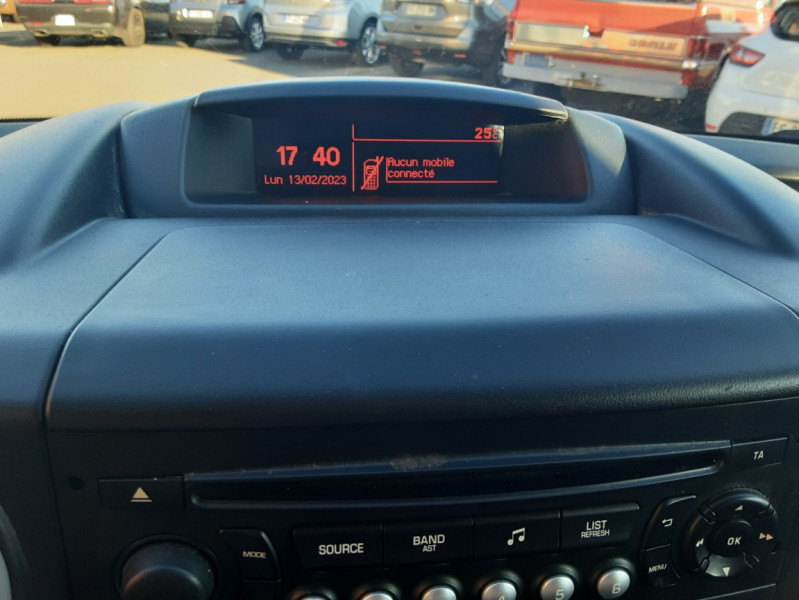Photo 39 de l'offre de CITROEN BERLINGO M BLUEHDI 100 CLUB à 12990€ chez Centrale auto marché Périgueux
