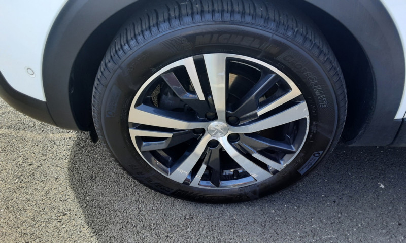Photo 39 de l'offre de PEUGEOT 5008 BlueHDi 130ch SetS BVM6 GT Line à 23990€ chez Centrale auto marché Périgueux